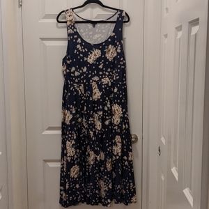 Torrid Navy floral Dress size 2